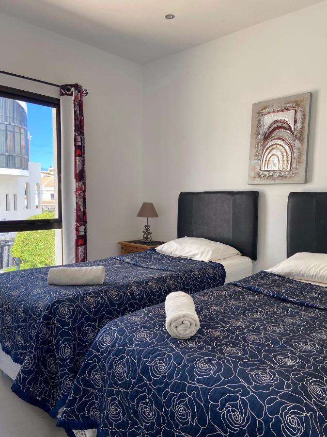 1 Bed Los Cristianos Near The Bus Station Arona  Extérieur photo